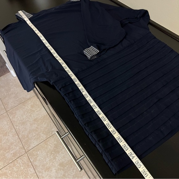 Betsy Adam elegant batwing tunic dress w rhinestones embelishment, stretchy sz 8 - Picture 10 of 12